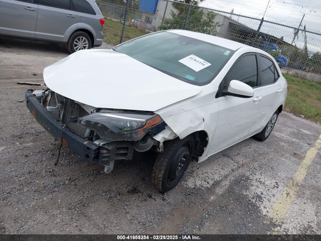 Toyota COROLLA LE 2019 5YFBURHE6KP868627 Image 2
