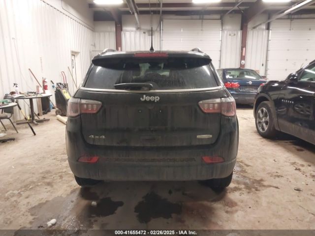 3C4NJDBNXRT104014 Jeep Compass Latitude 4x4