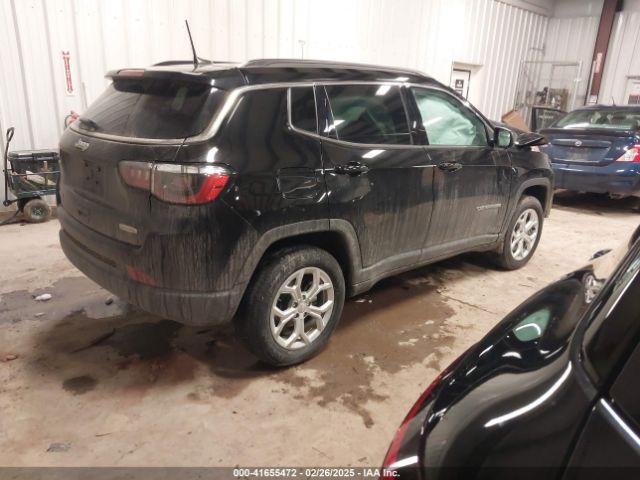 3C4NJDBNXRT104014 Jeep Compass Latitude 4x4