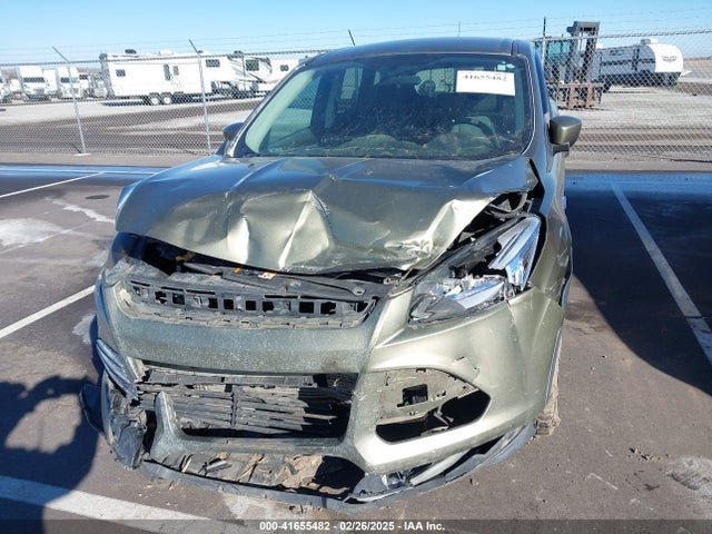 1FMCU0GX9EUA40027 Ford ESCAPE SE
