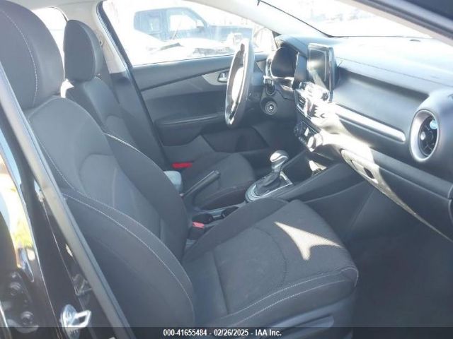 3KPF24AD4KE065943 KIA Forte Lxs