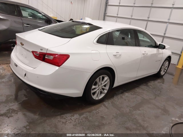 1G1ZE5ST2HF138962 Chevrolet MALIBU 1LT