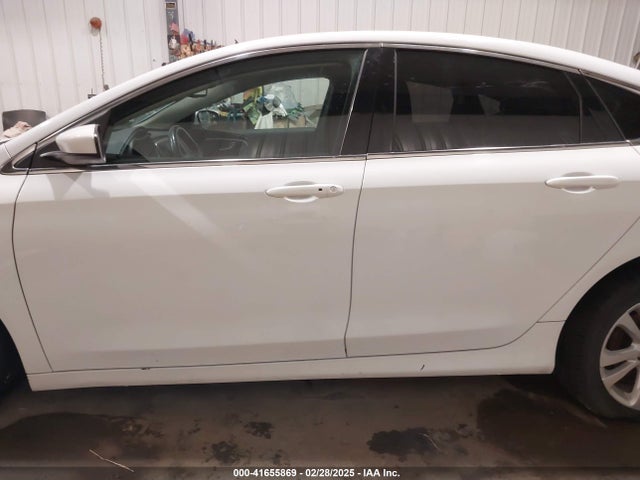 Chrysler 200 Limited 2015 1C3CCCAB1FN604050 Image 14