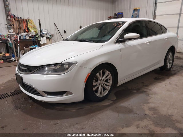 Chrysler 200 Limited 2015 1C3CCCAB1FN604050 Image 2
