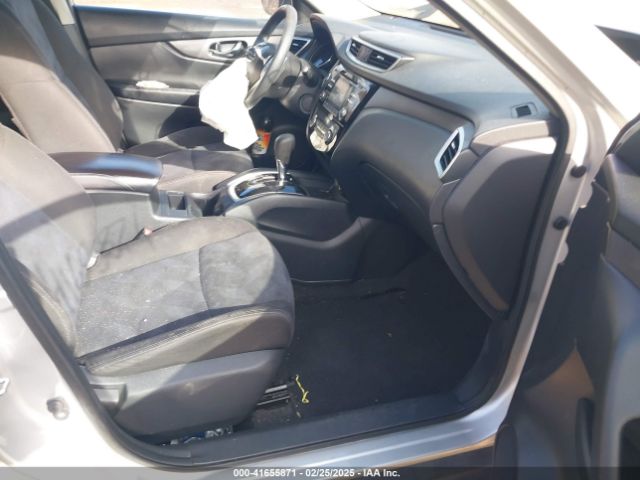 KNMAT2MT2FP575616 Nissan ROGUE SV