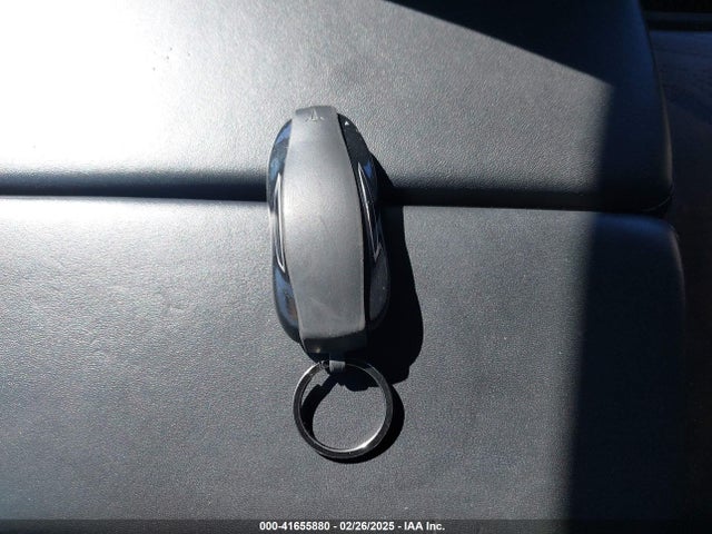 2016 TESLA MODEL S 5YJSA1E28GF169457 Photo 10