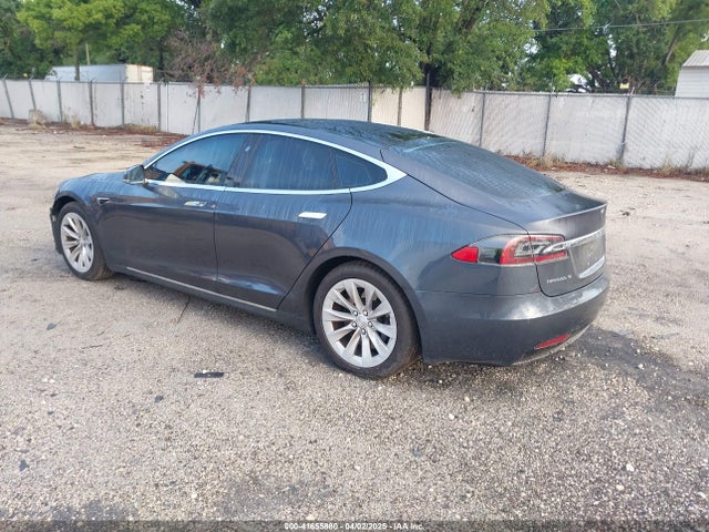 2016 TESLA MODEL S 5YJSA1E28GF169457 Photo 2