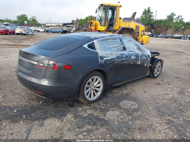 2016 TESLA MODEL S 5YJSA1E28GF169457 Photo 3