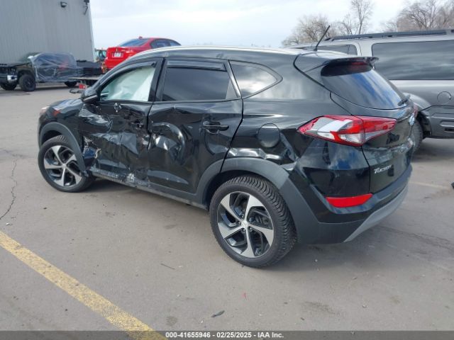 KM8J3CA23HU351353 Hyundai Tucson Sport