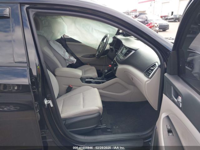 KM8J3CA23HU351353 Hyundai Tucson Sport
