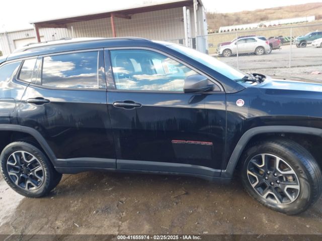 3C4NJDDBXKT671364 Jeep Compass Trailhawk 4x4