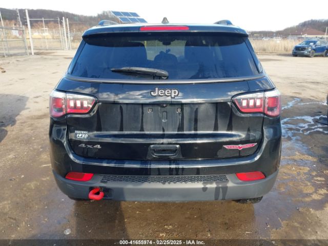 3C4NJDDBXKT671364 Jeep Compass Trailhawk 4x4