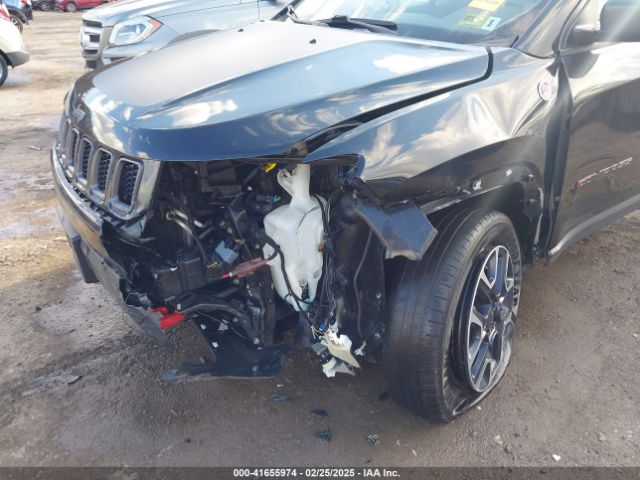 3C4NJDDBXKT671364 Jeep Compass Trailhawk 4x4