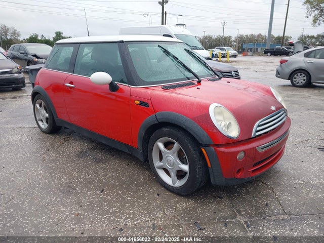 2005 MINI COOPER WMWRC33445TC59014 Photo 0