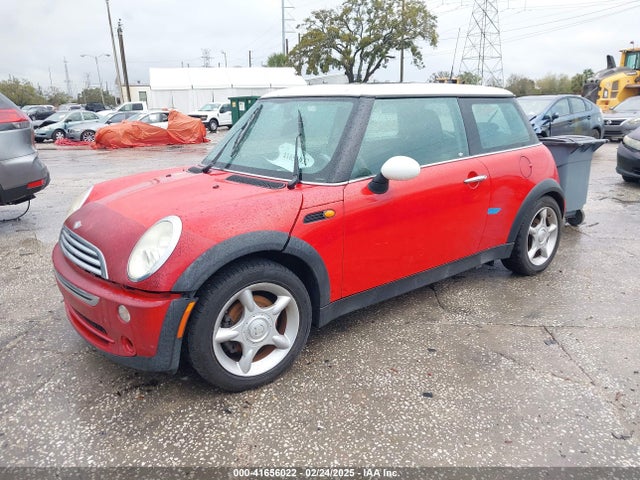 2005 MINI COOPER WMWRC33445TC59014 Photo 1