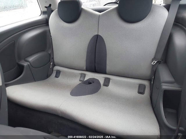 2005 MINI COOPER WMWRC33445TC59014 Photo 7