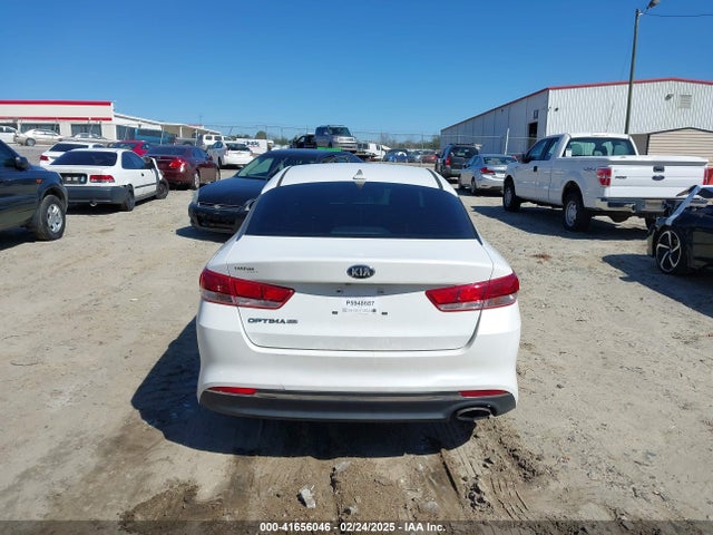 KIA Optima Lx 2016 KNAGT4L35G5101838 Image 16
