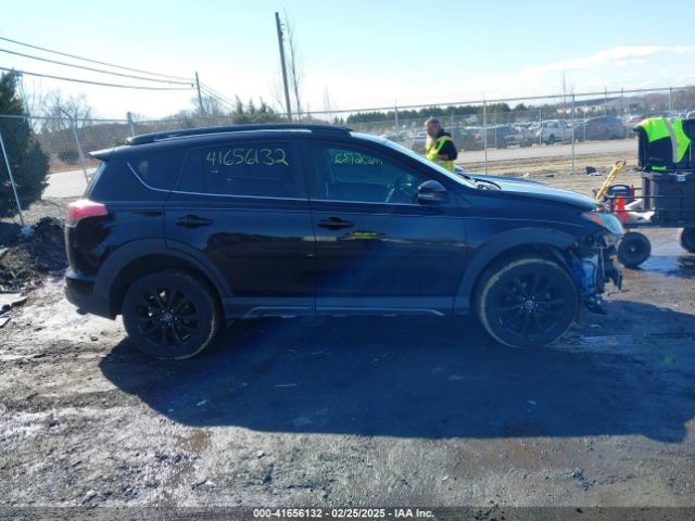2T3RFREV3JW733705 Toyota Rav4 Adventure/xle