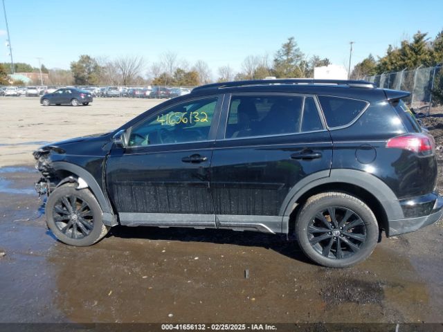 2T3RFREV3JW733705 Toyota Rav4 Adventure/xle
