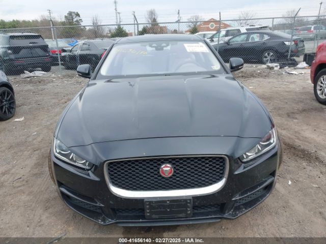 SAJAE4BG5HA963099 Jaguar Xe 25t Prestige