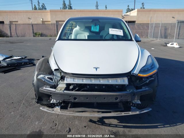 7SAYGDEE8NF422636 Tesla Model Y Long Range Dual Motor All-wheel Drive