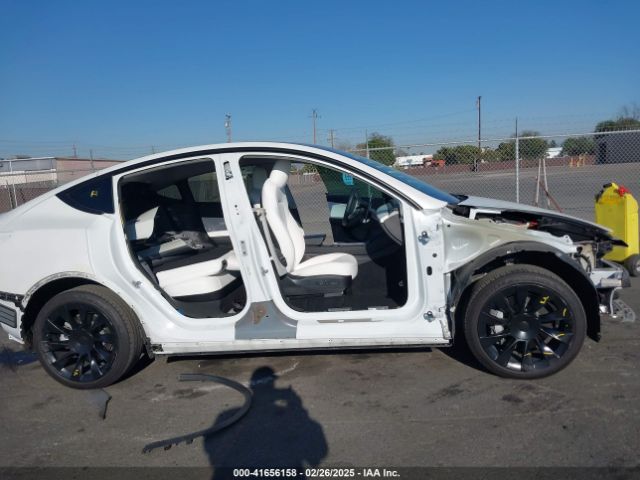 7SAYGDEE8NF422636 Tesla Model Y Long Range Dual Motor All-wheel Drive