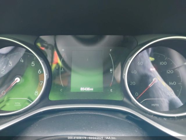 3C4NJDBB0JT484409 Jeep Compass Latitude 4x4