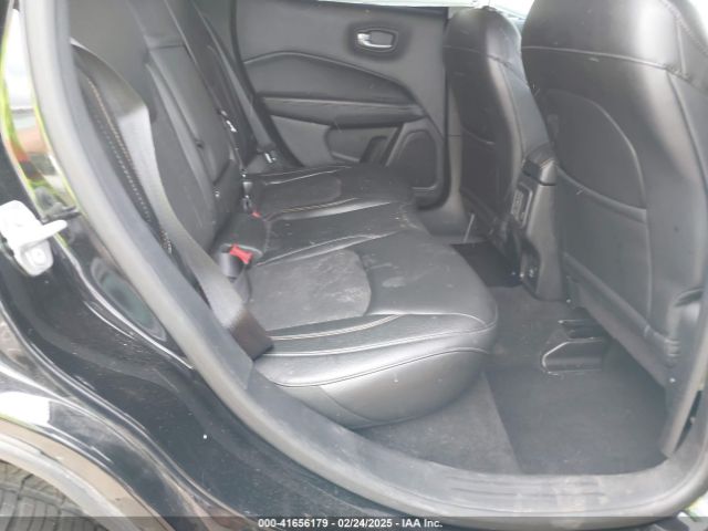 3C4NJDBB0JT484409 Jeep Compass Latitude 4x4