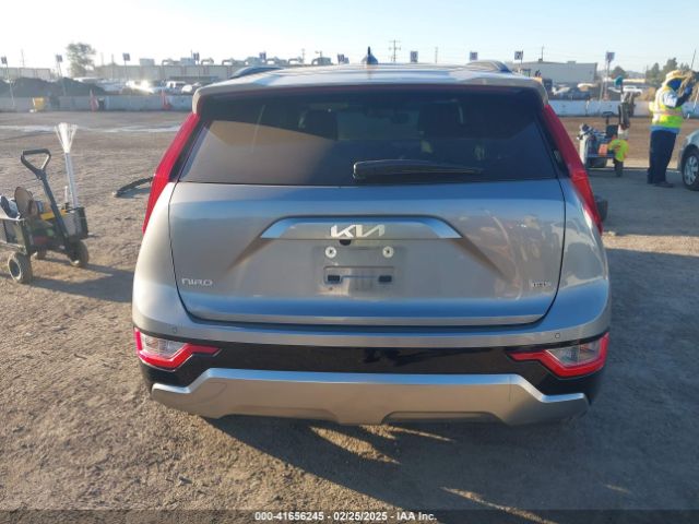 KNDCR3LE3P5093377 KIA Niro Ex Touring