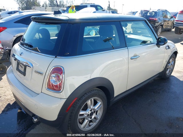 2013 MINI HARDTOP WMWSU3C57DT686240 Photo 3