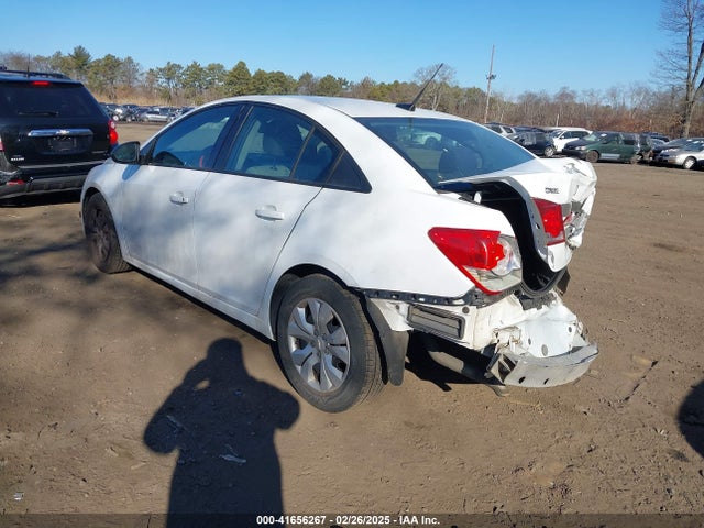 1G1PA5SG1E7447558 Chevrolet Cruze Ls Auto