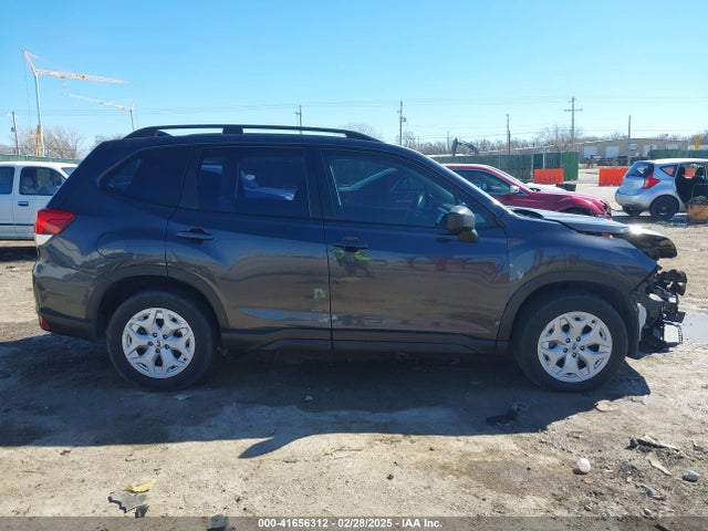 JF2SKACC4KH575738 Subaru Forester