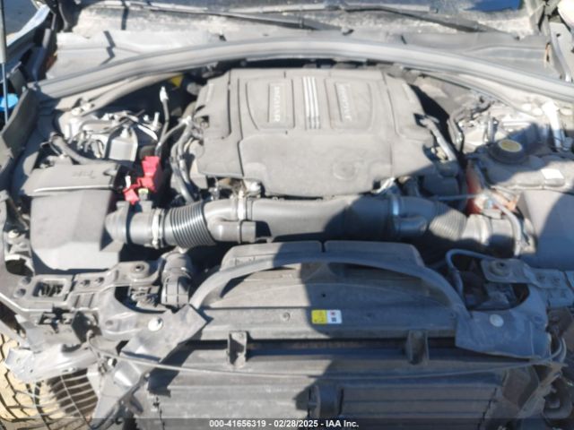 2019 JAGUAR F-PACE SADCM2FV4KA368425 Photo 9