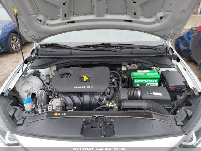5NPD74LF0HH060797 Hyundai ELANTRA SE