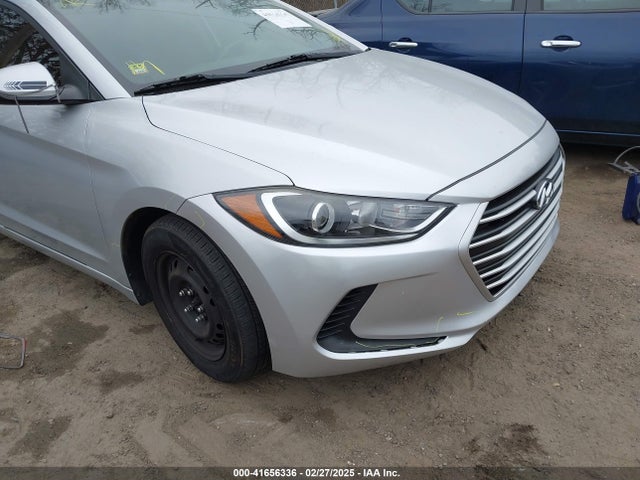5NPD74LF0HH060797 Hyundai ELANTRA SE