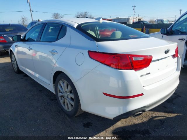 5XXGM4A76FG364775 KIA Optima Lx