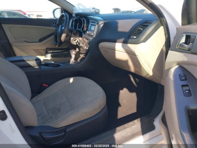 5XXGM4A76FG364775 KIA Optima Lx