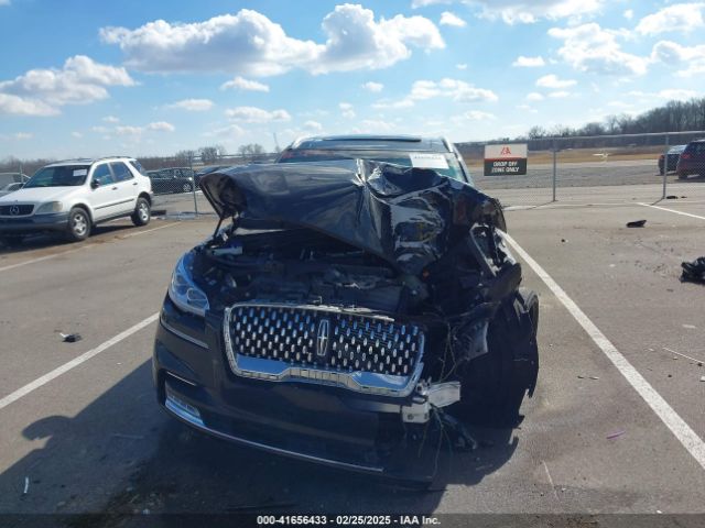 5LM5J9XC0NGL04007 Lincoln Aviator Black Label