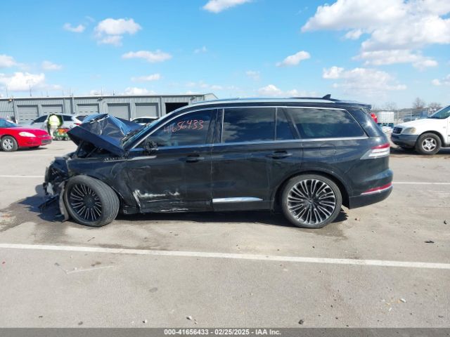 5LM5J9XC0NGL04007 Lincoln Aviator Black Label