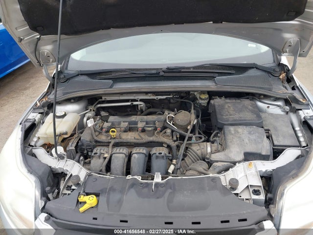 1FADP3F27EL275187 Ford FOCUS SE