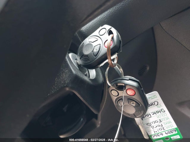 1FADP3F27EL275187 Ford FOCUS SE