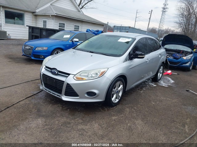 1FADP3F27EL275187 Ford FOCUS SE