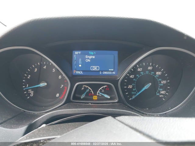 1FADP3F27EL275187 Ford FOCUS SE