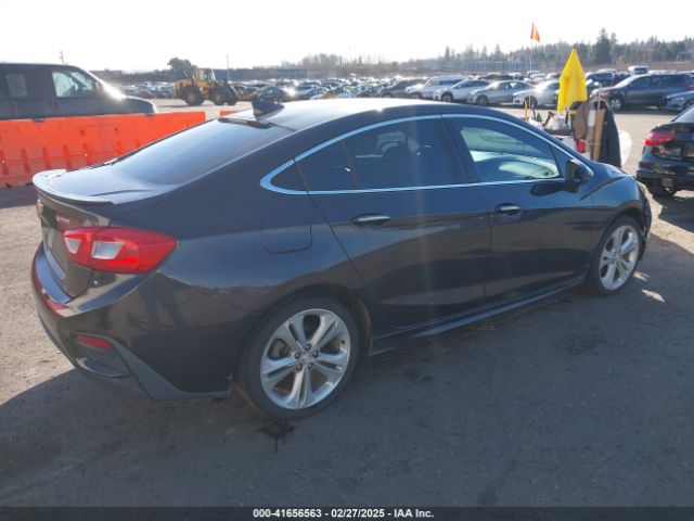 1G1BF5SM8H7111153 Chevrolet Cruze Premier Auto