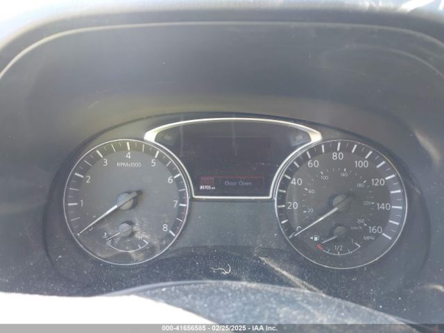 5N1DR2MN4KC627709 Nissan Pathfinder Sl
