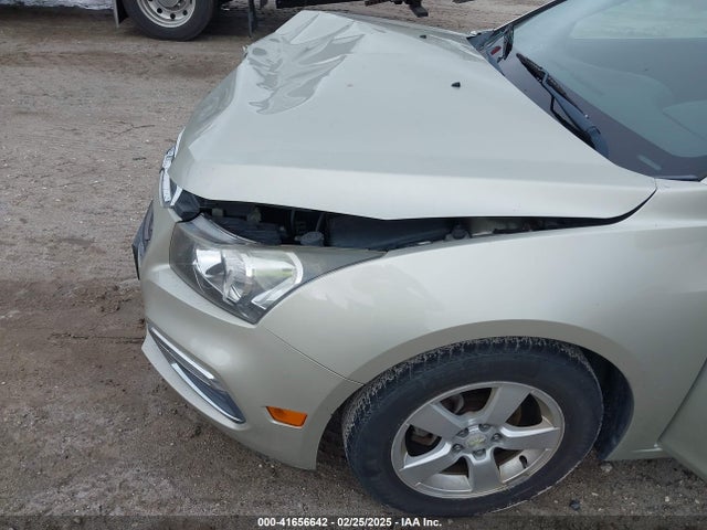 1G1PC5SB3F7213132 Chevrolet Cruze 1lt Auto