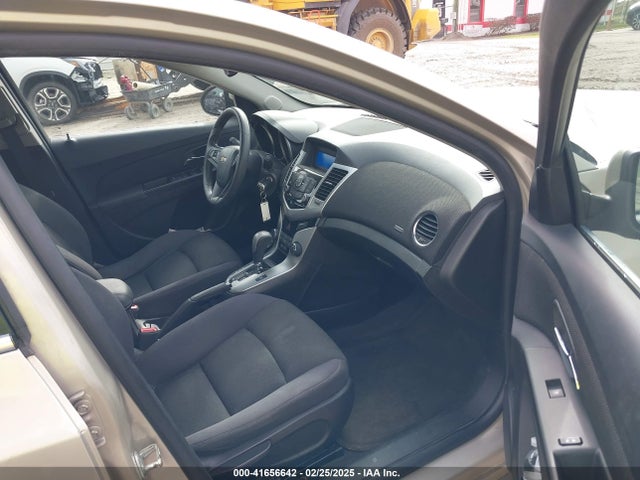 1G1PC5SB3F7213132 Chevrolet Cruze 1lt Auto