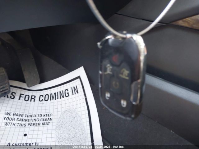 1GNSKBKC0KR121493 Chevrolet Tahoe Lt