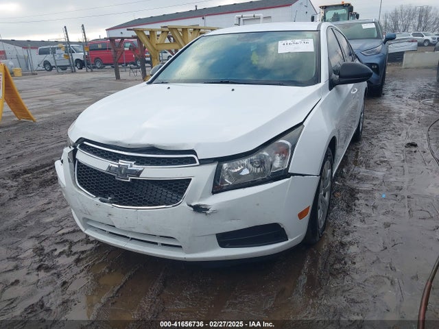 1G1PA5SH5E7446258 Chevrolet Cruze Ls Auto