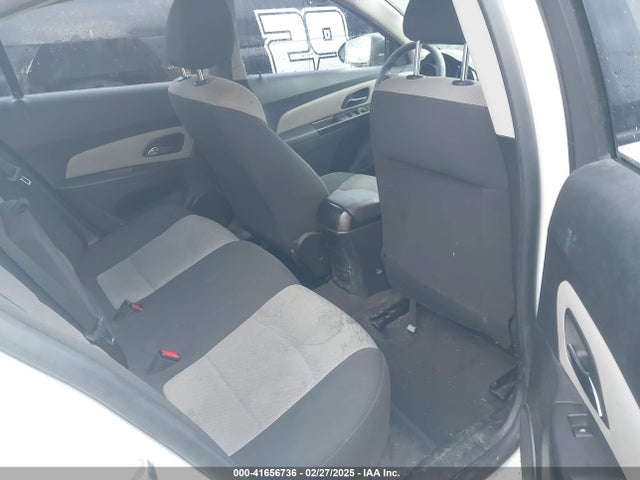 1G1PA5SH5E7446258 Chevrolet Cruze Ls Auto